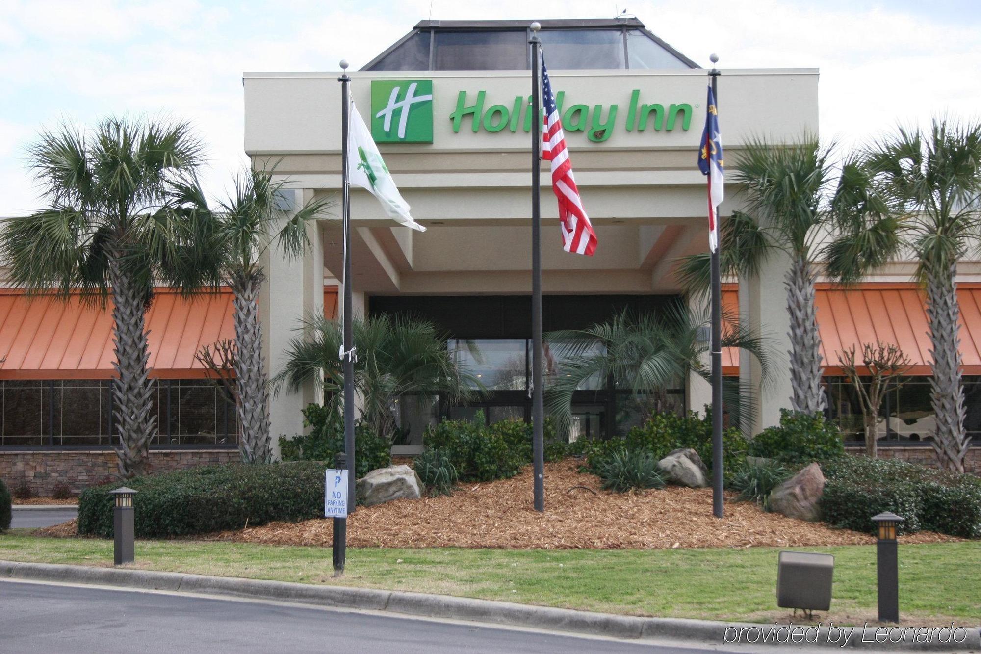 Clarion Hotel Fayetteville Exterior foto