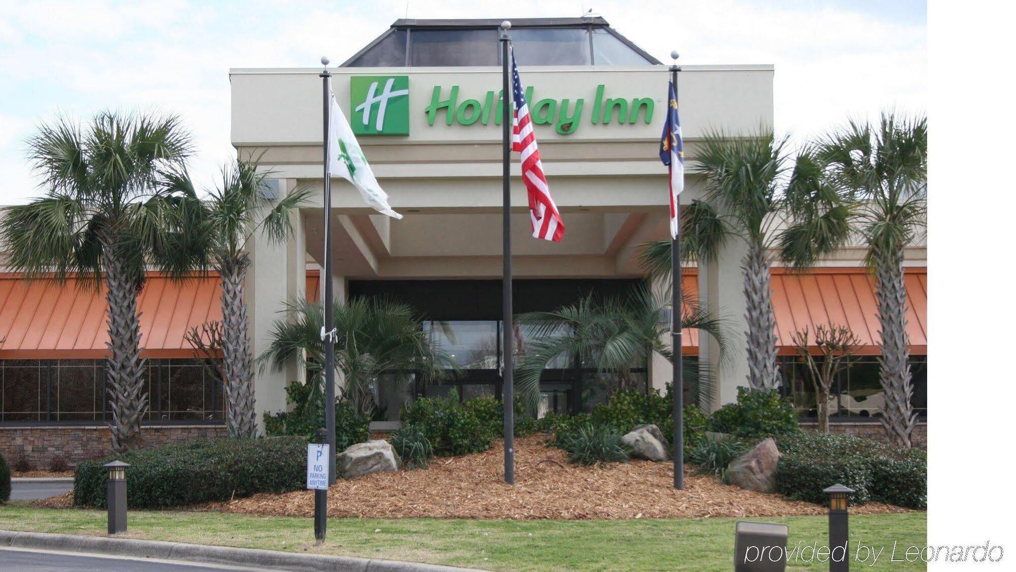 Clarion Hotel Fayetteville Exterior foto
