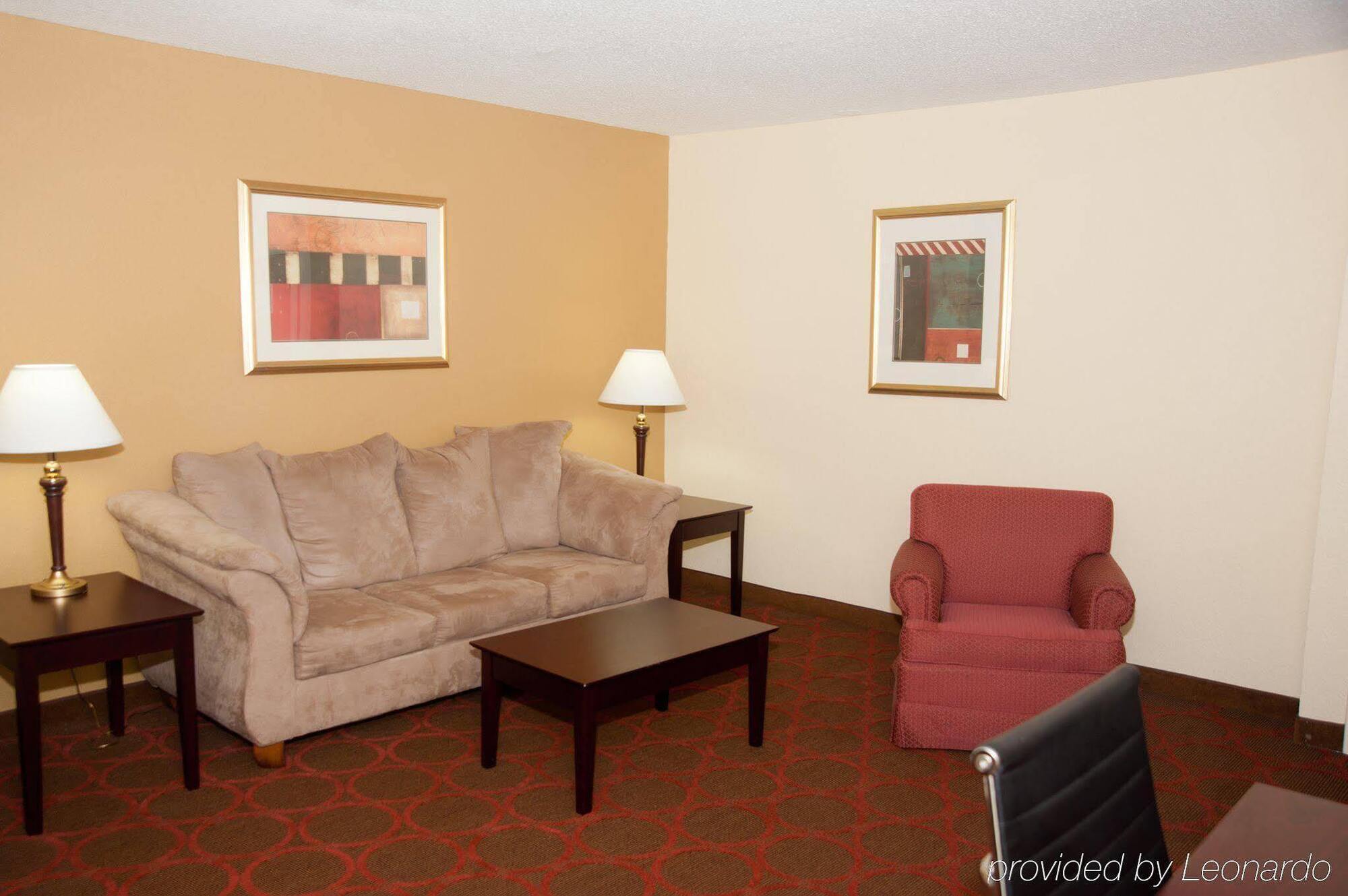 Clarion Hotel Fayetteville Exterior foto